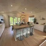 Naturperle Midt I Skoven, Ved So Og Eng Vila Vejle