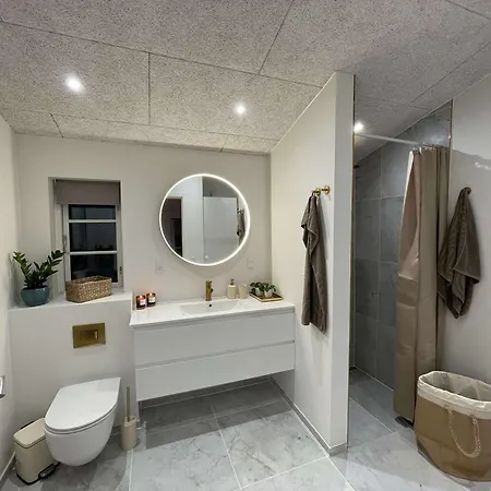 Naturperle Midt I Skoven, Ved Sø Og Eng Villa