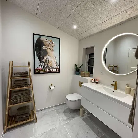 Villa Naturperle Midt I Skoven, Ved So Og Eng