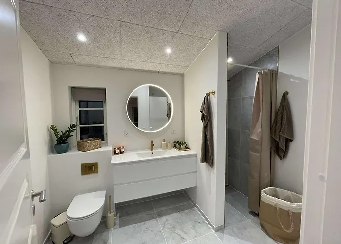 Naturperle Midt I Skoven, Ved So Og Eng 빌라