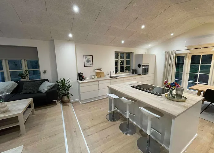 Naturperle Midt I Skoven, Ved So Og Eng 빌라 *